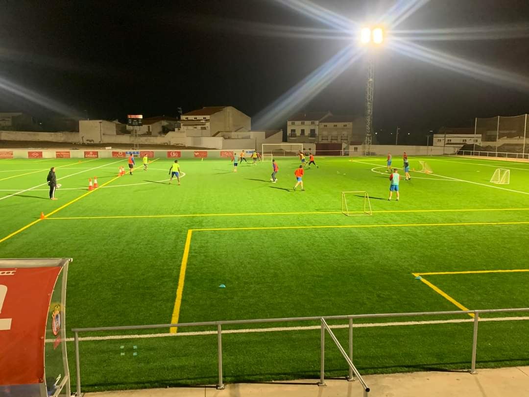 El CD Quintana recibe al Ollympic Peleño en el Municipal de Quintana