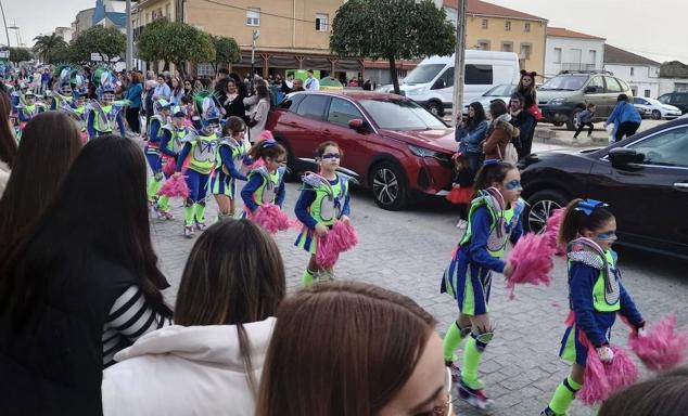 Fotos: Orginalidad, color y calidad en un lunes de Carnaval que brilló con luz propia