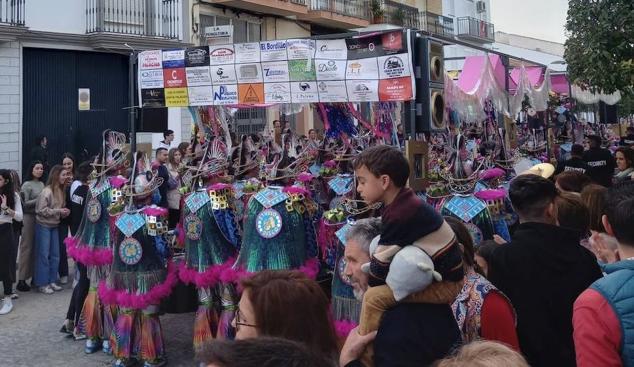 Fotos: Orginalidad, color y calidad en un lunes de Carnaval que brilló con luz propia
