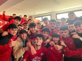 El CD Quintana Juvenil vence al CD Don Benito 'B' en un partido con lluvia de goles