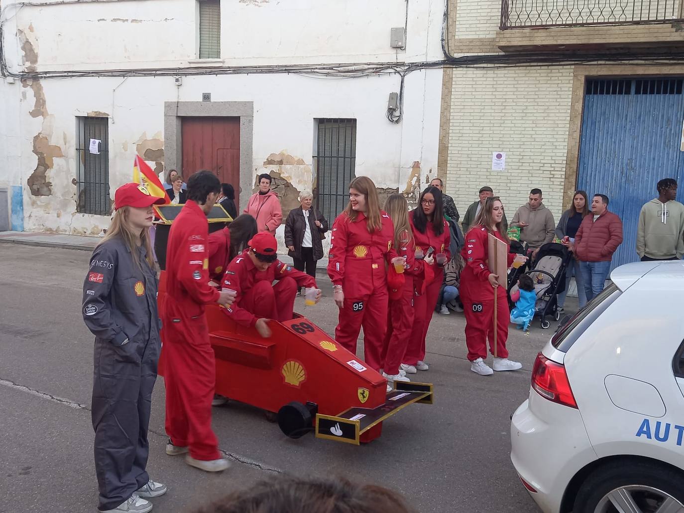Color, diversión y mucha originalidad en el &#039;Lunes de Carnaval&#039;