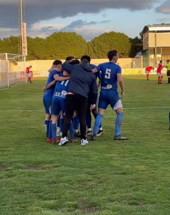 Victoria contundente del CD Quintana frente al Olympic Peleño