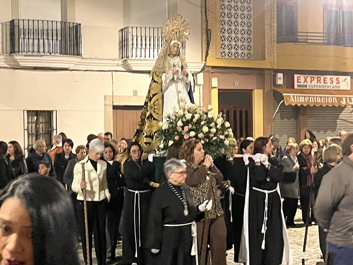 La lluvia altera parte de la Semana Santa quintanense