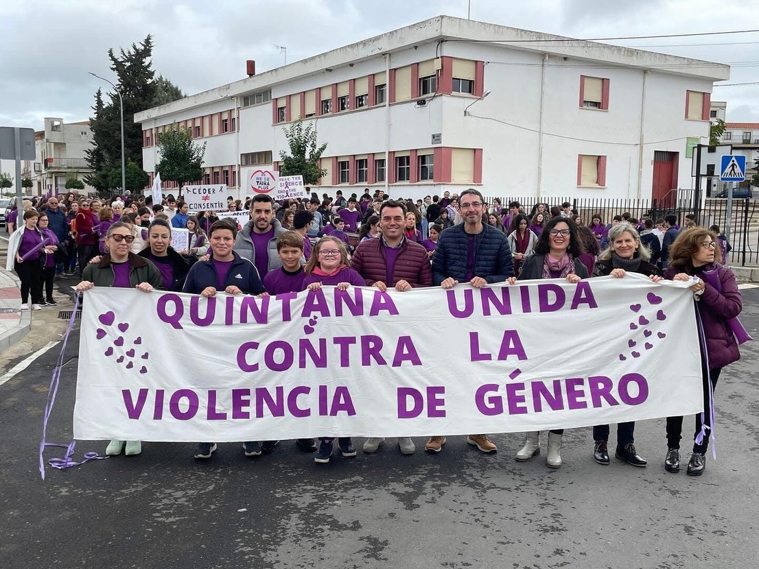 Quintana se une contra la violencia de género