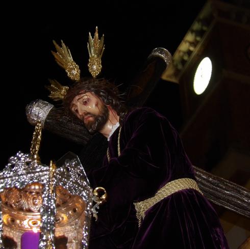 Jesús Nazareno a la salida de la parroquia 