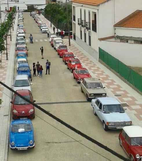 120 vehículos clásicos y de época invadieron Quintana