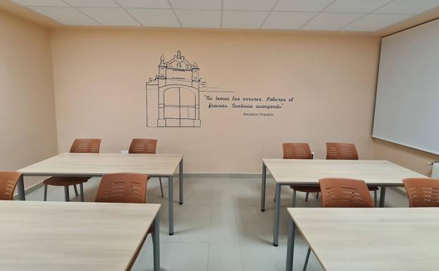 Imagen principal - Algunas de las cinco aulas que se podrán disfrutar 