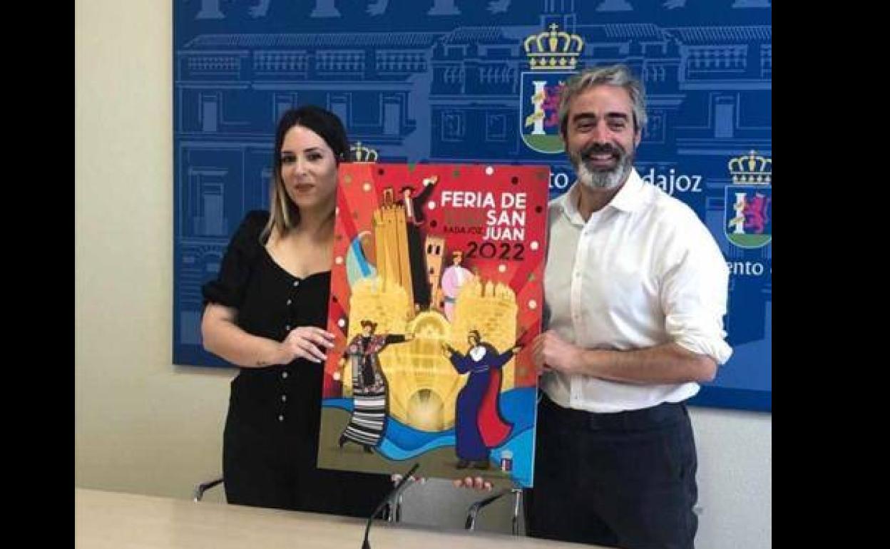 Macarena Gil junto a Francisco Javier Gutiérrez presentando su cartel ganador. 