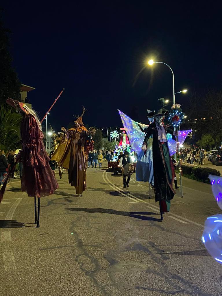 Fotos: Melchor, Gaspar y Baltasar dejaron su magia en San Vicente de Alcántara