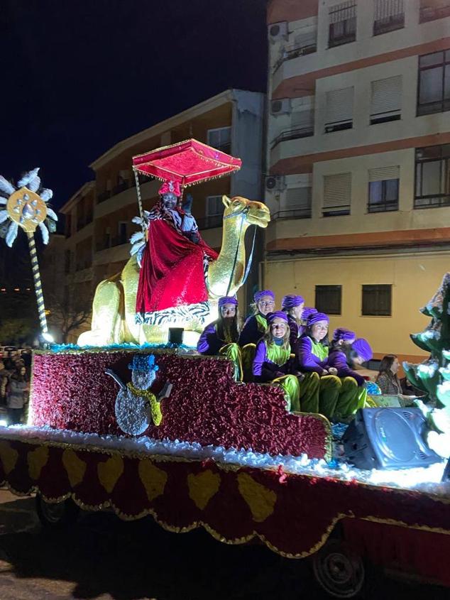 Fotos: Melchor, Gaspar y Baltasar dejaron su magia en San Vicente de Alcántara