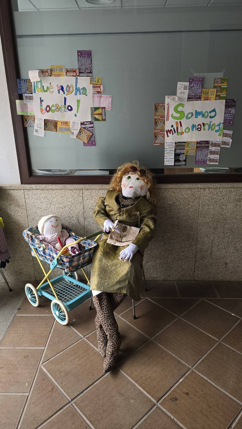 La tradición de 'Los Mayos' llena las calles de la localidad