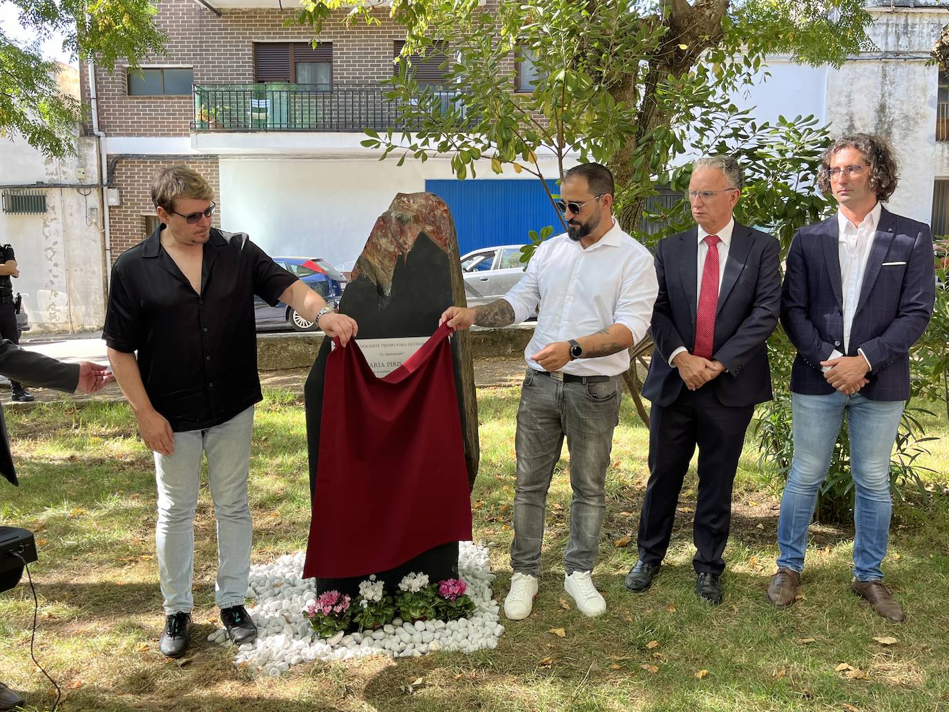 Imágenes del acto celebrado en memoria de Jose María Piris (I)