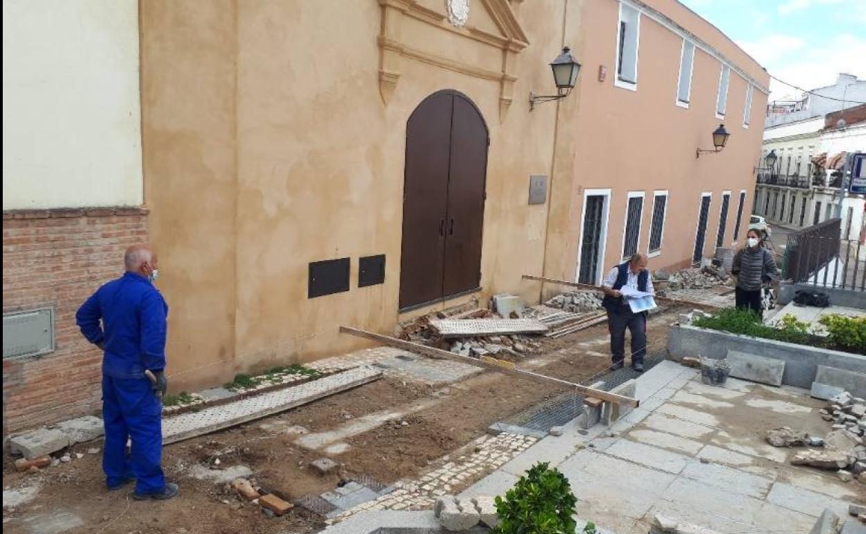 Continúan las obras en la iglesia de Santa Catalina para garantizar su accesibilidad