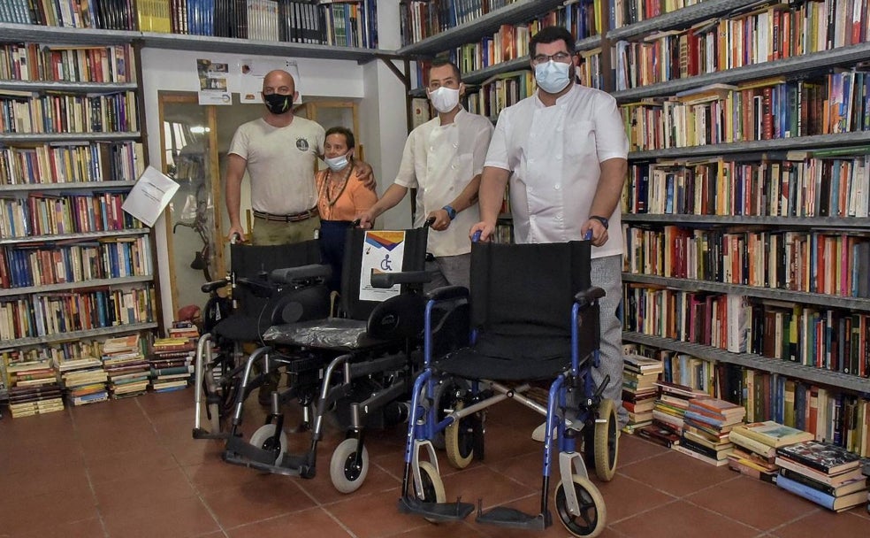 Sillas de ruedas para hacer turismo en Badajoz