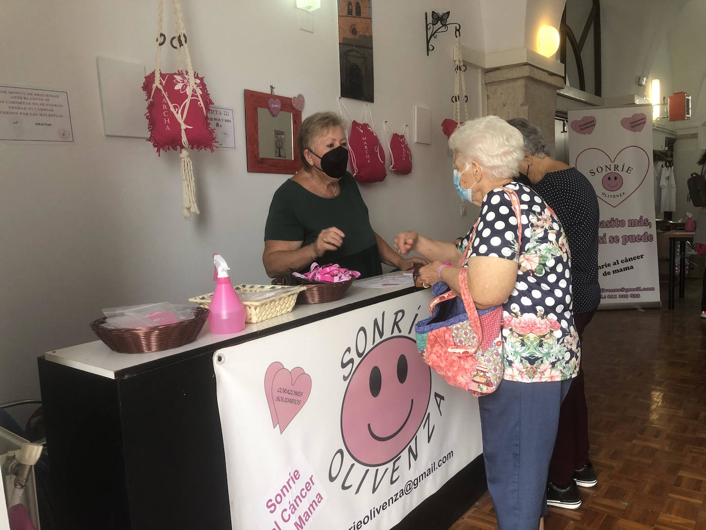 VII Marcha solidaria contra el cáncer de mama en Olivenza