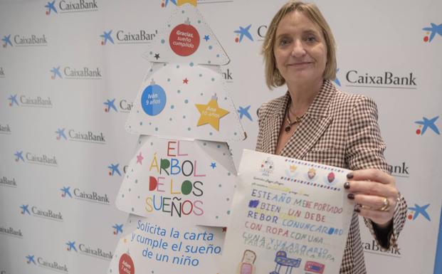 Empleados y clientes de CaixaBank entregarán regalos de Navidad a niños extremeños en situación de pobreza