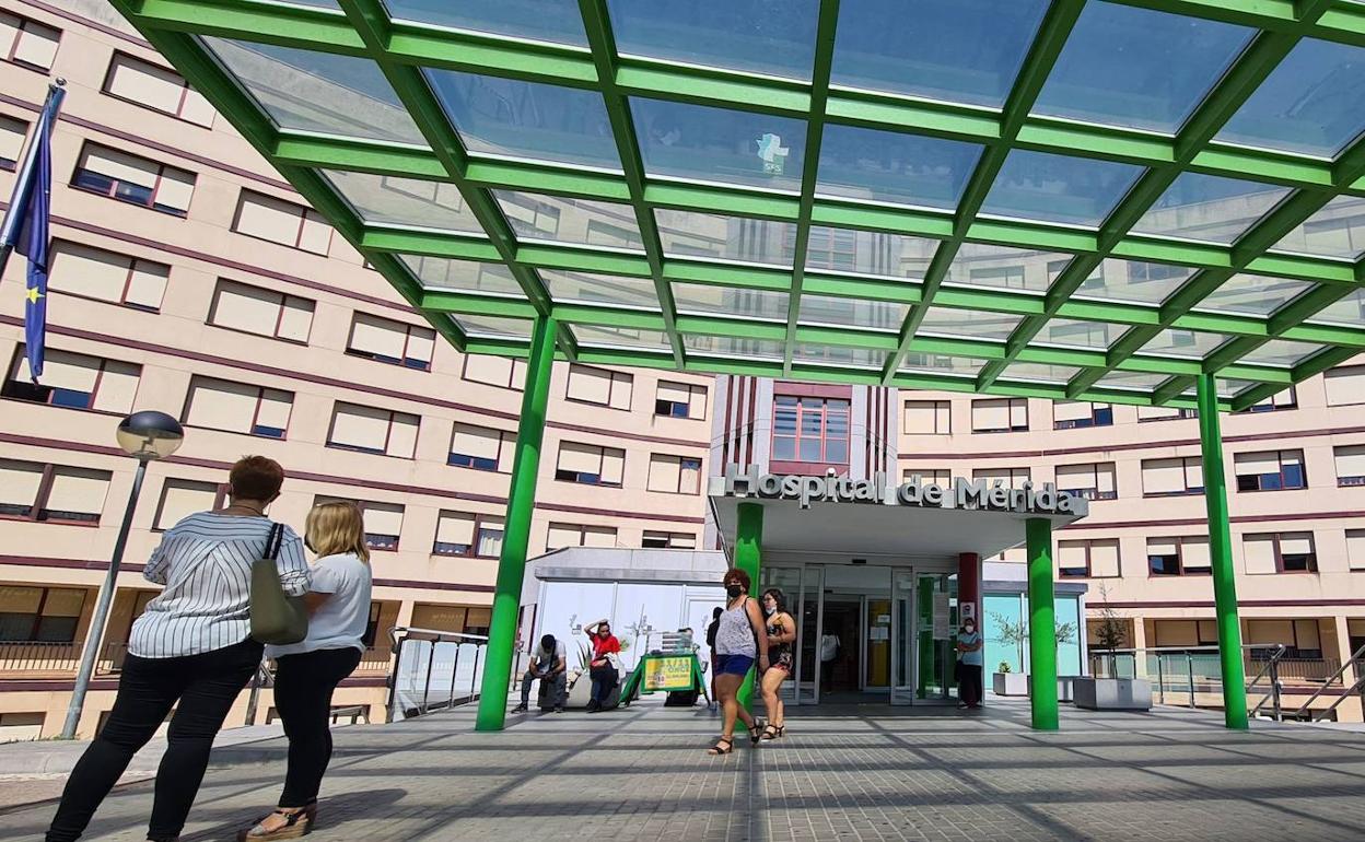 Entrada al Hospital de Mérida 