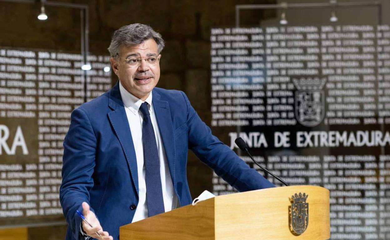 El portavoz de la Junta de Extremadura, Juan Antonio González. 