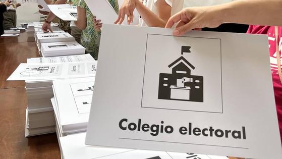Los colegios electorales extremeños tendrán carteles de señalización accesible el próximo 28 de mayo