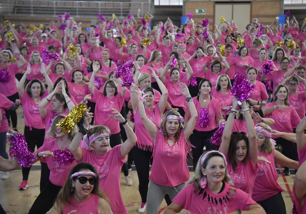 Zumba por el cáncer de mama del año pasado.