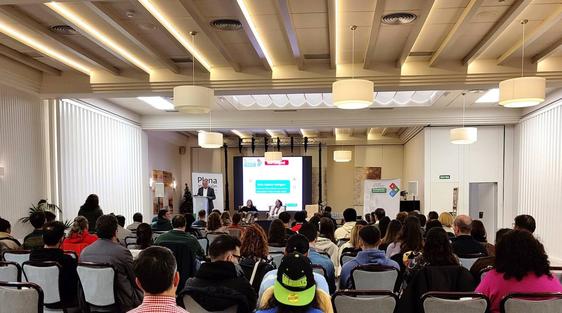 Plena inclusión Extremadura organiza una jornada que aborda los riesgos psicosociales y cómo afectan a los profesionales