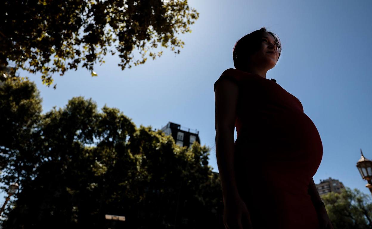 ONCE analiza en una mesa redonda en Mérida la maternidad desde el punto de vista de la mujer con discapacidad