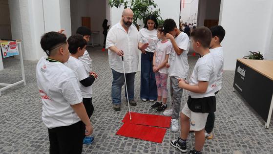 Escolares y usuarios se sumergen en una experiencia inclusiva con motivo de la Semana de la Accesibilidad