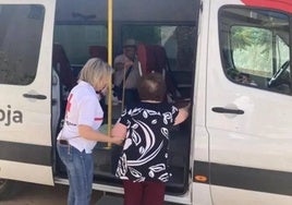Cruz Roja Extremdura trasladó este 9-J a130 personas a los colegios electorales