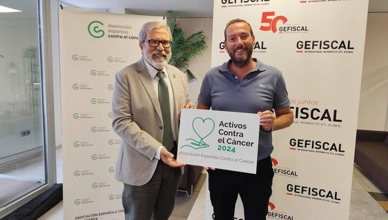 La Asociación Española Contra el Cáncer en Cáceres distingue a Gefiscal como Empresa Activa Contra el Cáncer