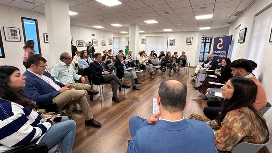 La Asociación Española Contra el Cáncer en Cáceres aborda el cáncer de pulmón desde la prevención y el tratamiento multidisciplinar