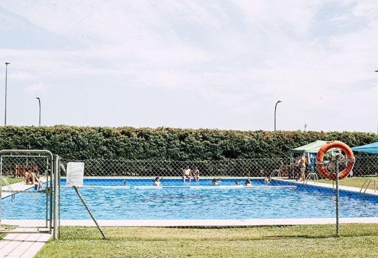 Imagen de la piscina.