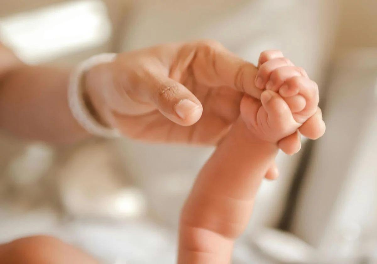 El 78% de las familias monoparentales de Extremadura están encabezadas por una mujer