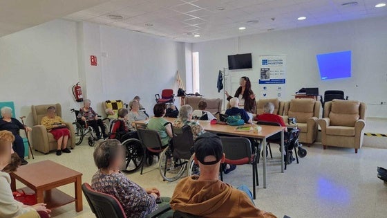 La red Sol-edad, de Progestión, combate la soledad no deseada en pueblos de la provincia de Badajoz