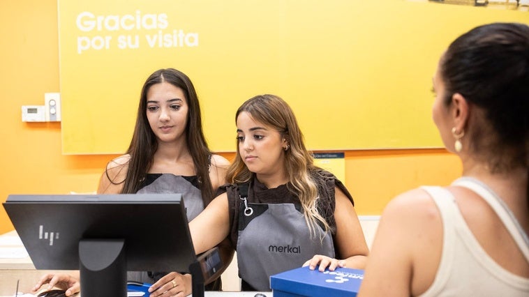 El programa Incorpora facilita la contratación de 129 jóvenes extremeños en situación de vulnerabilidad