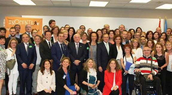 La Fundación Inocente, Inocente destina parte de lo recaudado en su última gala a dos asociaciones extremeñas