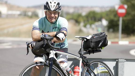 José Muñoz durante uno de los días de entrenamiento antes de hacer la prueba Londres-Edimburgo-Londres.