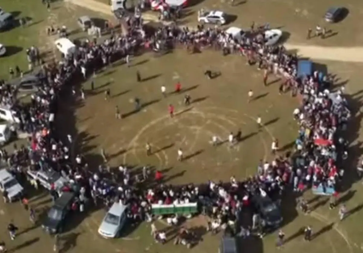 Gran espectación ante los festeos taurinos.