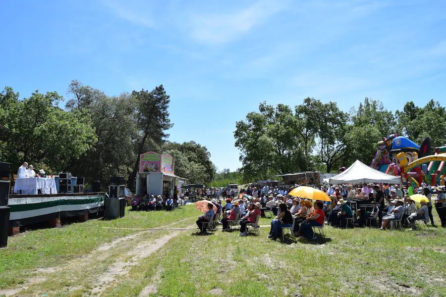 55 Aniversario de la Romería de la Virgen de Guadalupe en Barquilla de Pinares. Fina la Solana.