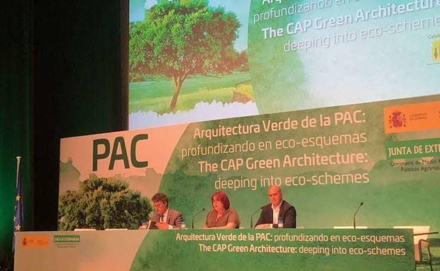 La Junta aboga por una PAC que afronte el reto del cambio climático y fije precios justos