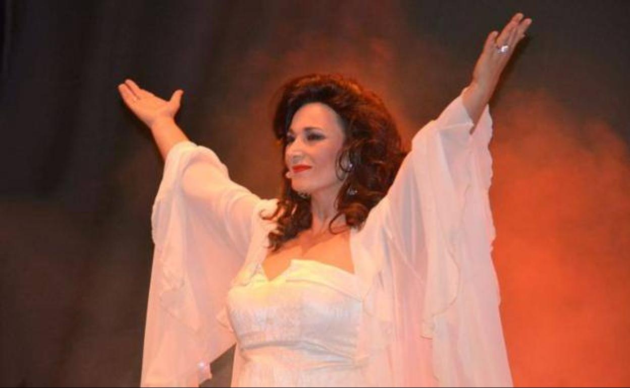 La artista Raquel Palma