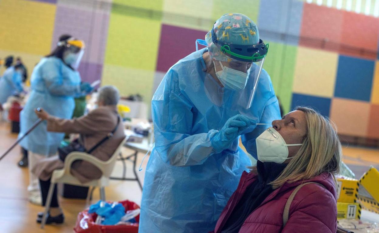 El Área de Salud de Navalmoral ha realizado 5.840 pruebas diagnósticas de covid en el mes de enero