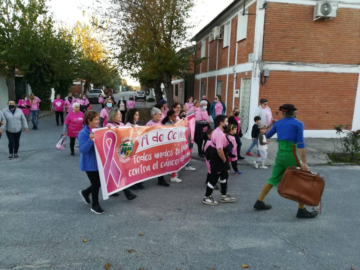 Fotos: Fotogalería Marcha Rosa en Barquilla de Pinares y Santa María de las Lomas