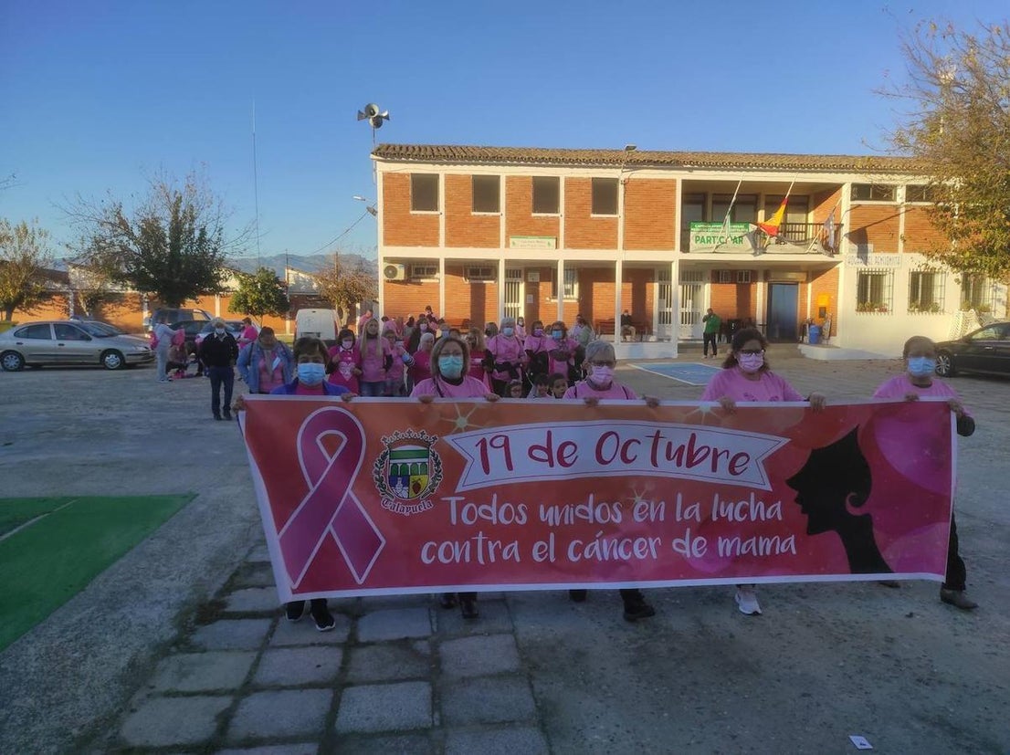 Fotos: Fotogalería Marcha Rosa en Barquilla de Pinares y Santa María de las Lomas