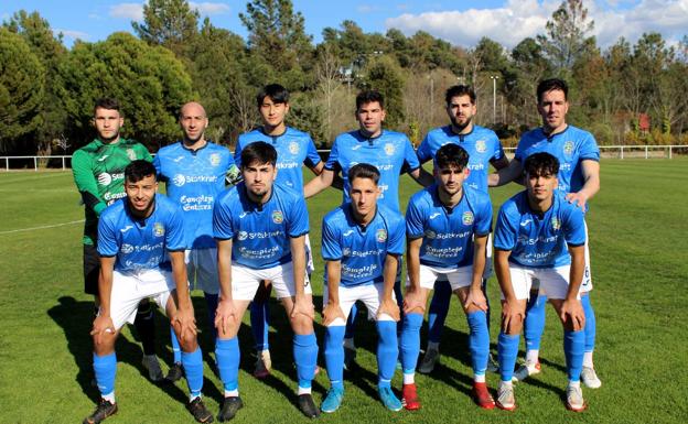 Once inicial del conjunto azulón en la última jornada de liga disputada en la Ciudad Deportiva de Talayuela 