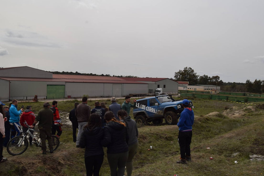 Fotos: Segunda edición de la concentración de motos, quads y 4x4 en Talayuela