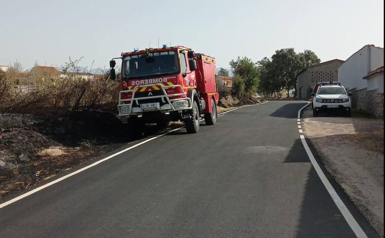 Extinguido un fuego cerca del casco urbano de Talayuela