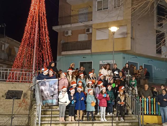 Fotos: VI Certamen de Villancicos 'Villa de Talayuela'