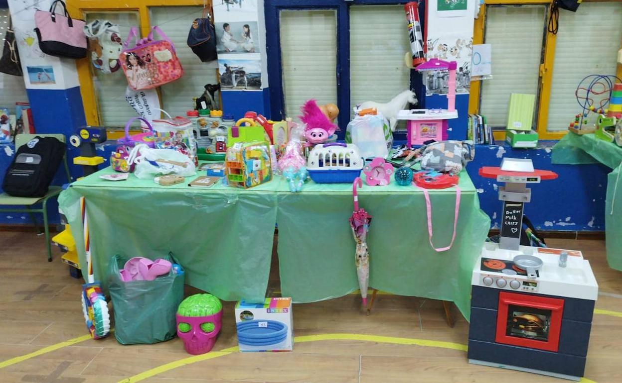 El Mercadillo Solidario del Gonzalo Encabo recauda 1.350 euros