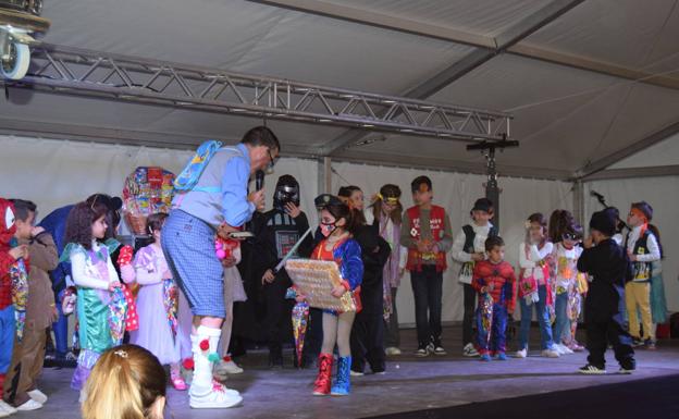 Concurso infantil de disfraces esta tarde desde las 18.30 horas en Talayuela