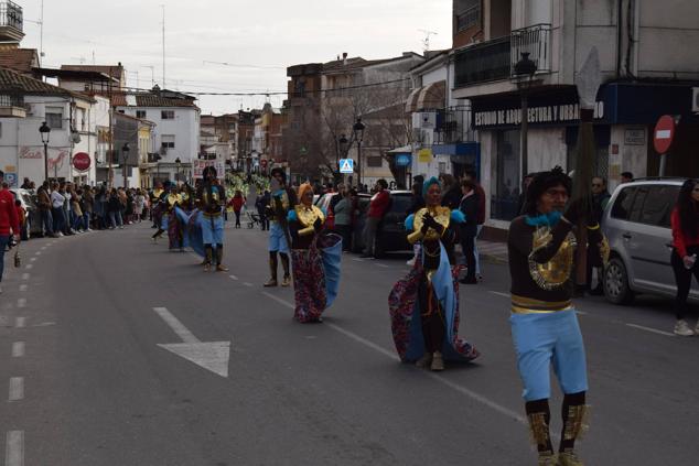 Fotos: Desfile de carrozas y comparsas Talayuela 2023